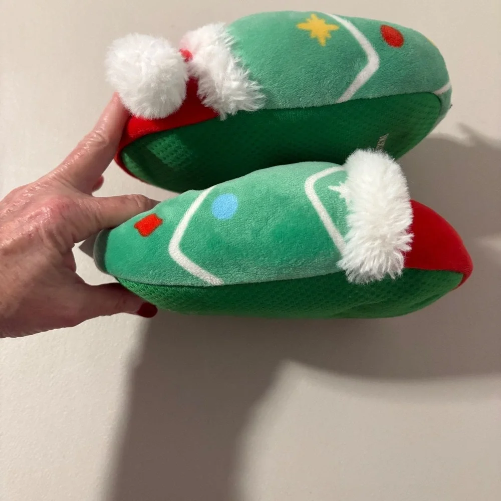 Squishmallows Carol the Christmas‎ Tree Slippers Green Santa Hat Kids Size 13/1